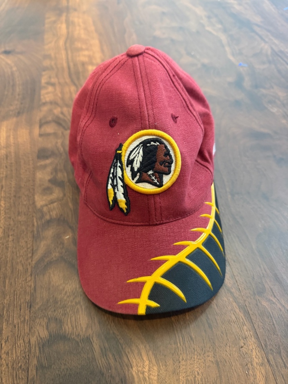 3/$30 ☀️Vintage Washington Redskins NFL Burgundy Baseball